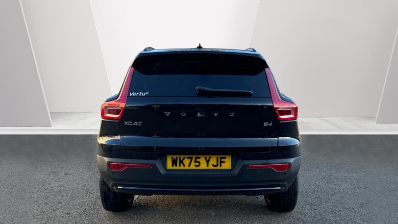 Volvo XC40 2.0 B4P Ultra Dark 5dr Auto Petrol Estate